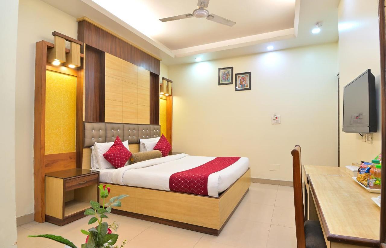 Hotel Aster Inn New Delhi Kültér fotó