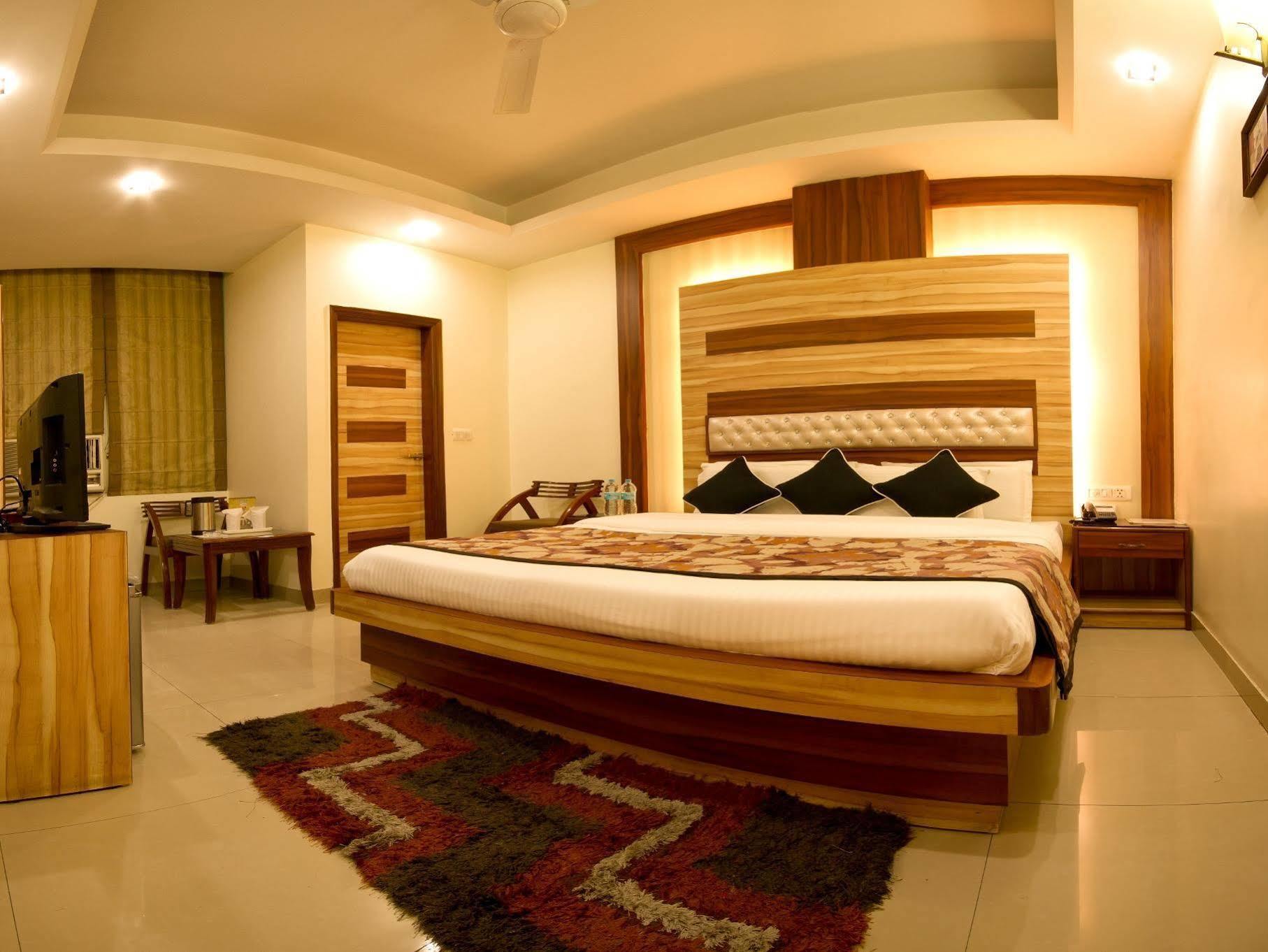 Hotel Aster Inn New Delhi Kültér fotó