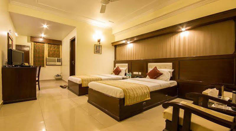 Hotel Aster Inn New Delhi Kültér fotó